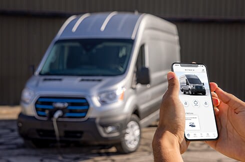 Controla tu Van Eléctrica Ford E-Transit 2025 con la App para Smartphone FordPass